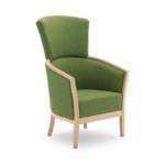 Poltrona con schienale alto